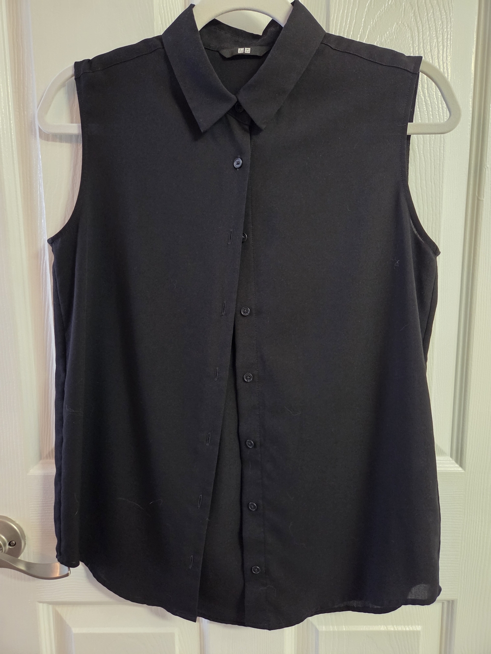 Uniqlo Black Sleeveless Button-Down Shirt